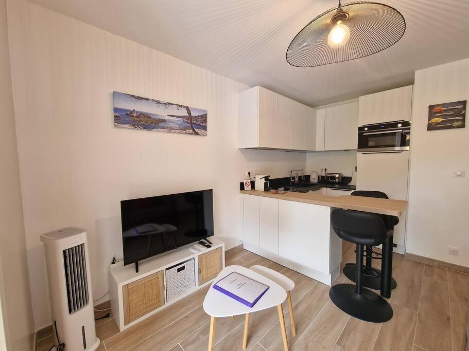 T2 Neuf, Parking Prive,Acces Mer Bandol Exterior photo